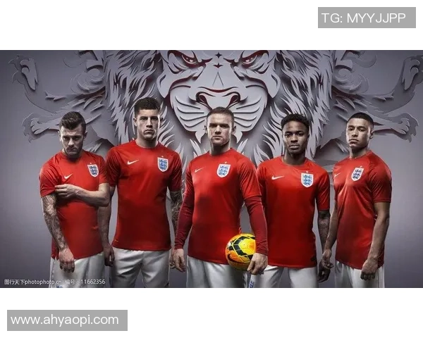 购买足球明星照片的最佳途径与注意事项分享